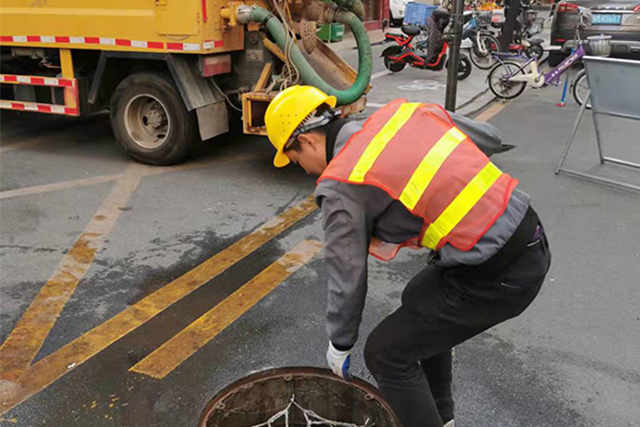 管道清淤機器人應用與實踐